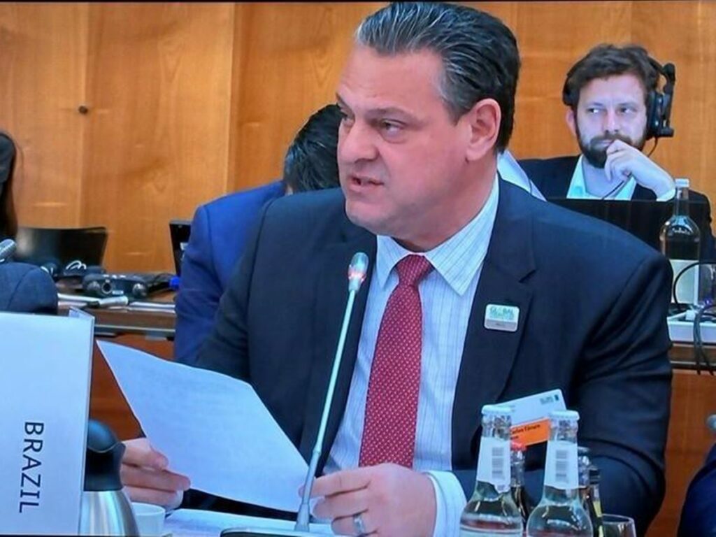 Ministro-da-Agricultura-diz-que-Brasil-pode-contribuir-para-enfrentar-inseguranca-alimentar-e-crise-climatica