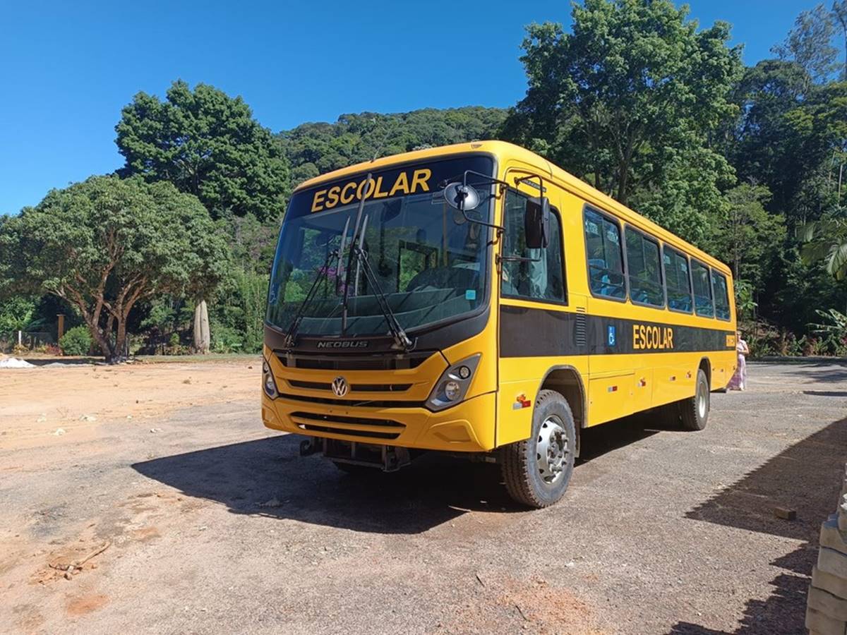 Sedu-realiza-entrega-de-veiculos-escolares-ao-municipio-de-Domingos-Martins Sedu-realiza-entrega-de-veiculos-escolares-ao-municipio-de-Domingos-Martins