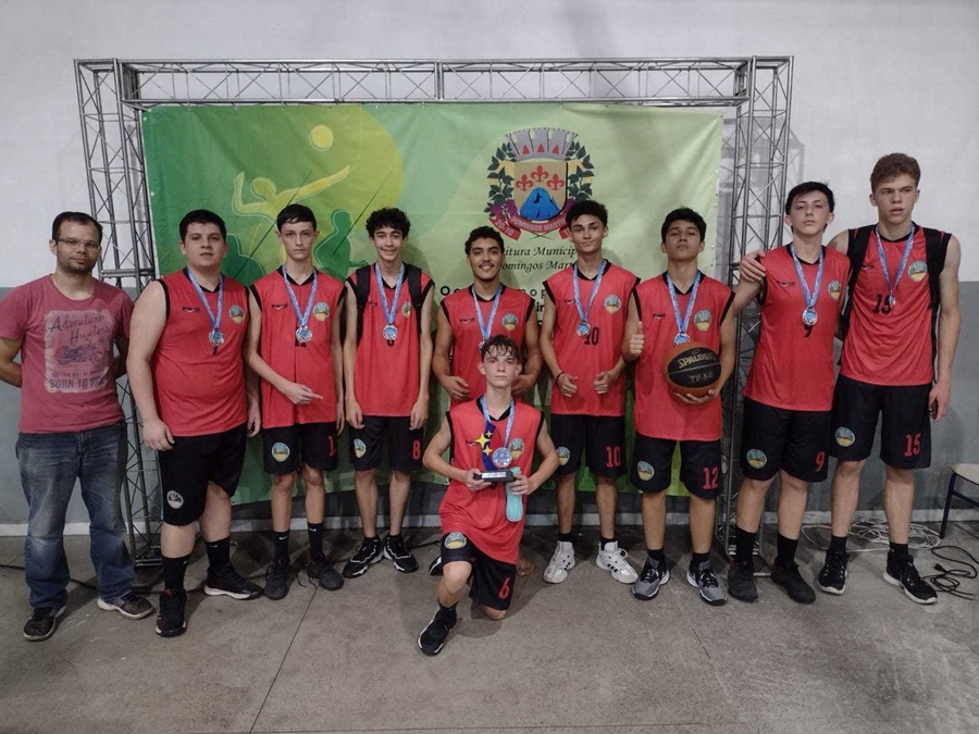 Equipes-se-classificam-para-fase-municipal-dos-Jogos-Escolares-em-Domingos-Martins