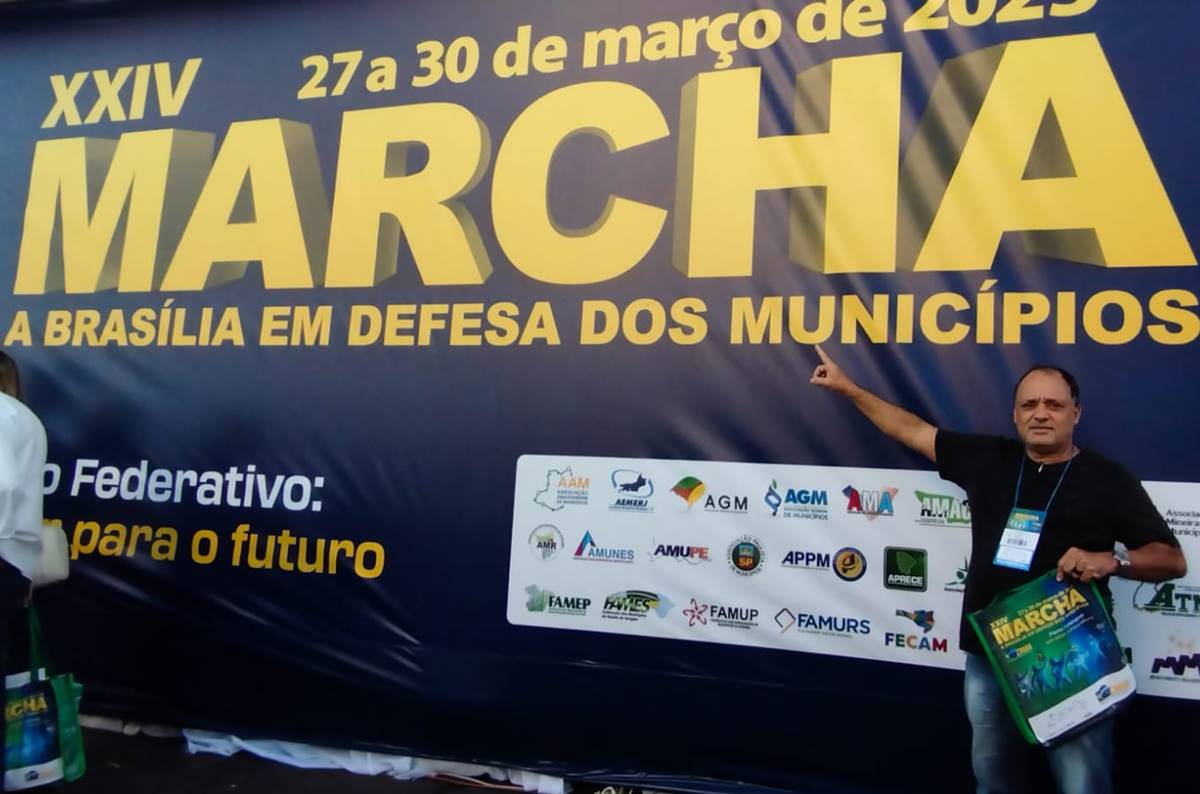 Vice-prefeito-de-Marechal-Floriano-volta-de-Brasilia-com-ideias-para-o-municipio