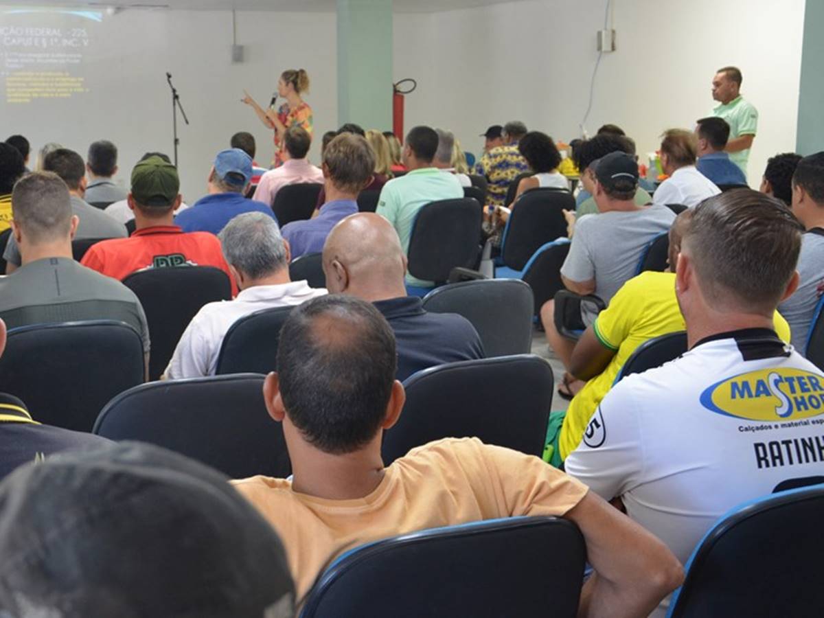 produtores-rurais-recebem-orientacoes-sobre-boas-praticas-agricolas