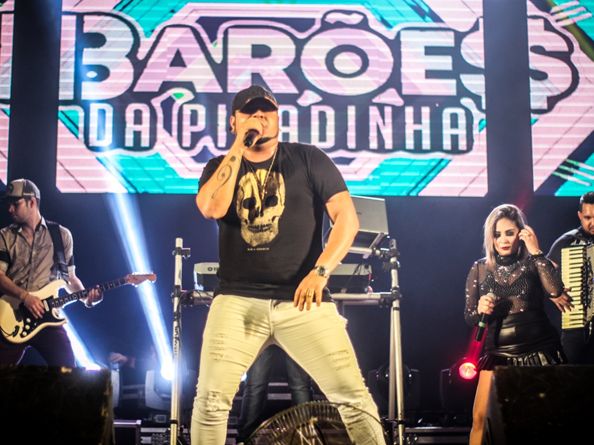 Baroes-da-Pisadinha-estarao-na-Festa-do-Clube-do-Cavalo-de-Alfredo-Chaves Baroes-da-Pisadinha-estarao-na-Festa-do-Clube-do-Cavalo-de-Alfredo-Chaves