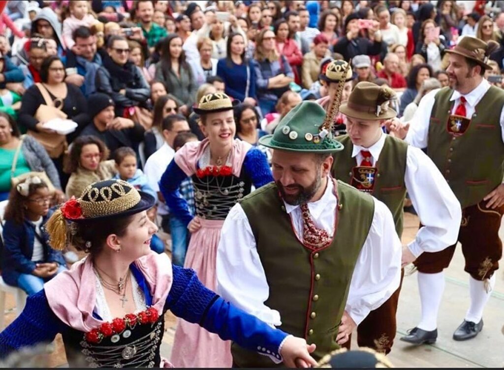 Feira-Sabores-da-Terra-confirma-apresentacoes-culturais