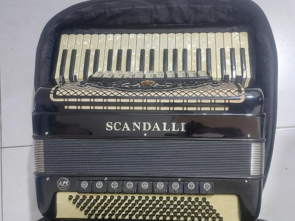 acordeon-1 acordeon-1