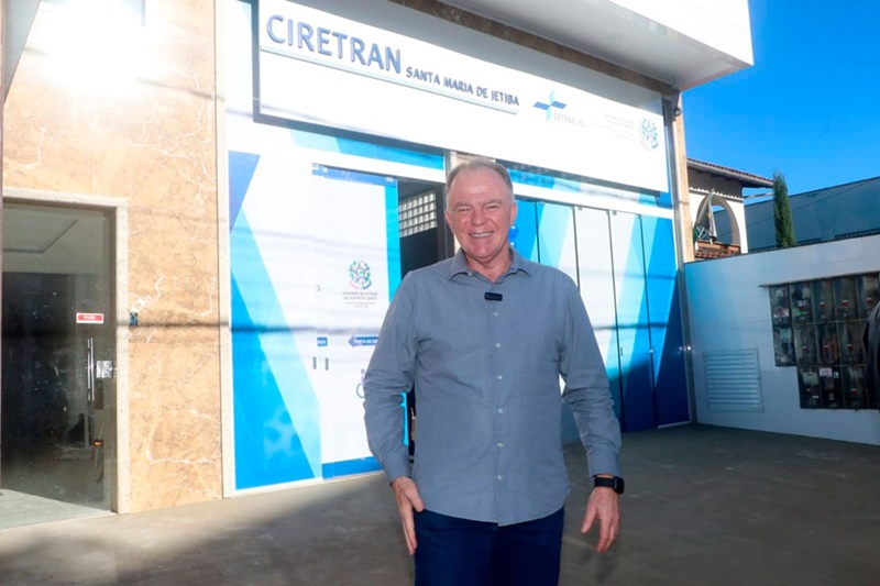 Governador-inaugura-nova-Ciretran-e-obras-de-saneamento-em-Santa-Maria-de-Jetiba Governador-inaugura-nova-Ciretran-e-obras-de-saneamento-em-Santa-Maria-de-Jetiba