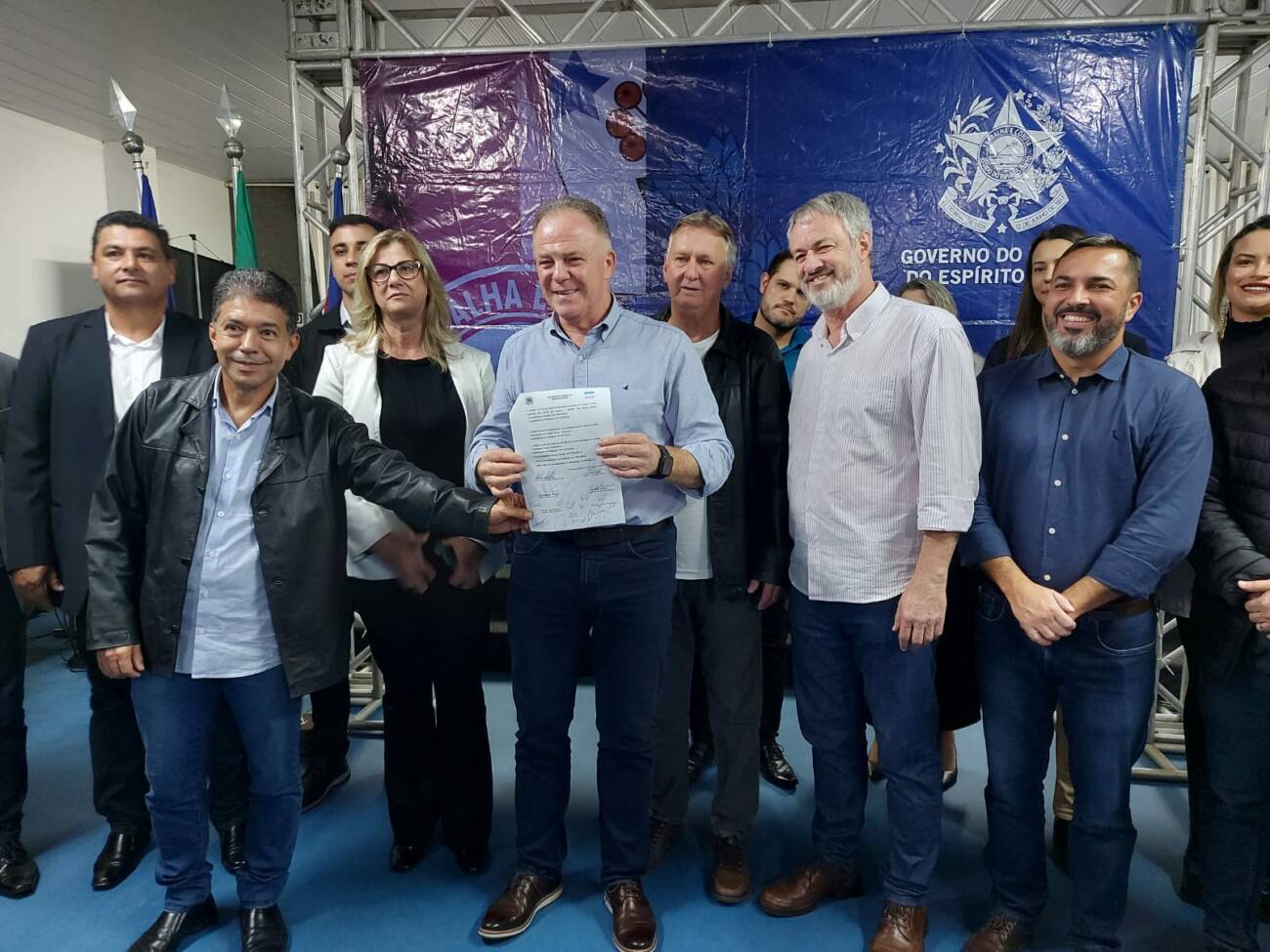 Governador (1) Governador (1)