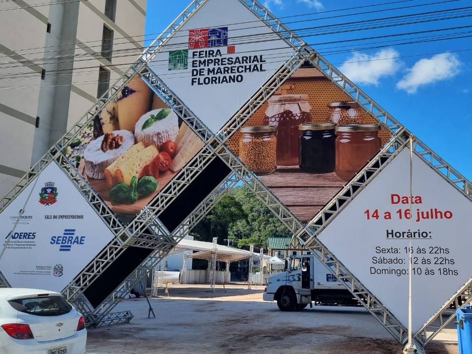 feira-empresarial feira-empresarial