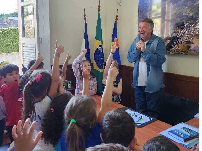 prefeito-e-cmei-1 prefeito-e-cmei-1