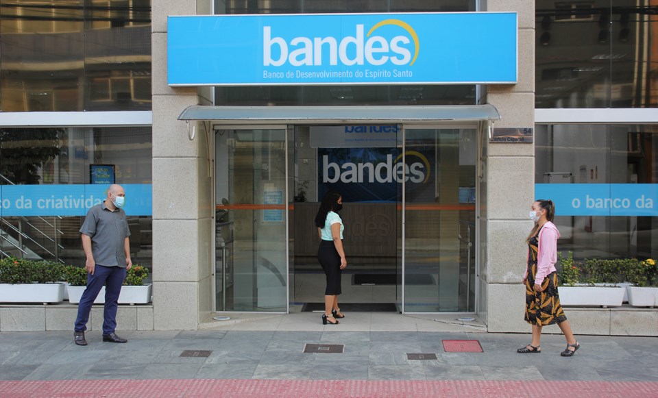 Fachada-Bandes Fachada-Bandes