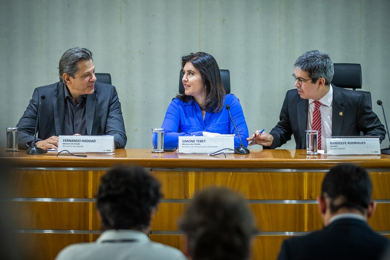 Orcamento-foi-desenhado-para-ajudar-o-Brasil-a-ter-crescimento-sustentavel-com-inflacao-baixa-diz-Haddad Orcamento-foi-desenhado-para-ajudar-o-Brasil-a-ter-crescimento-sustentavel-com-inflacao-baixa-diz-Haddad