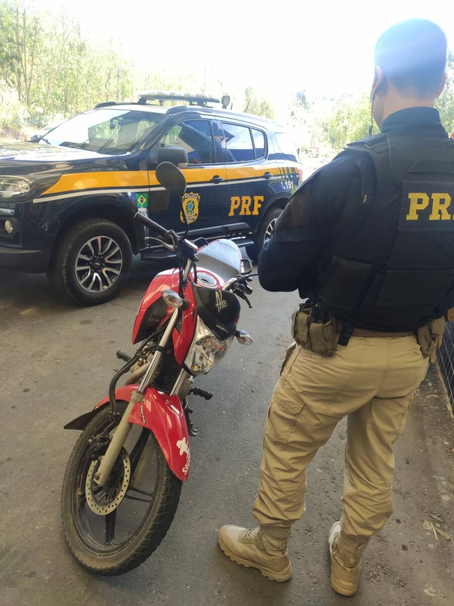 Moto roubada apreendida Moto roubada apreendida