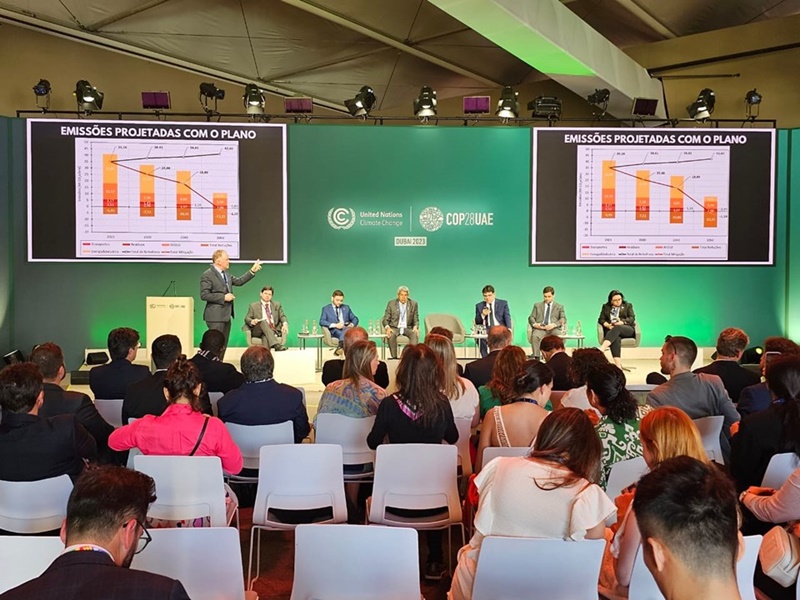 Presidente-do-Consorcio-Brasil-Verde-Casagrande-debate-solucoes-para-adaptacao-dos-biomas-durante-a-COP-28 Presidente-do-Consorcio-Brasil-Verde-Casagrande-debate-solucoes-para-adaptacao-dos-biomas-durante-a-COP-28