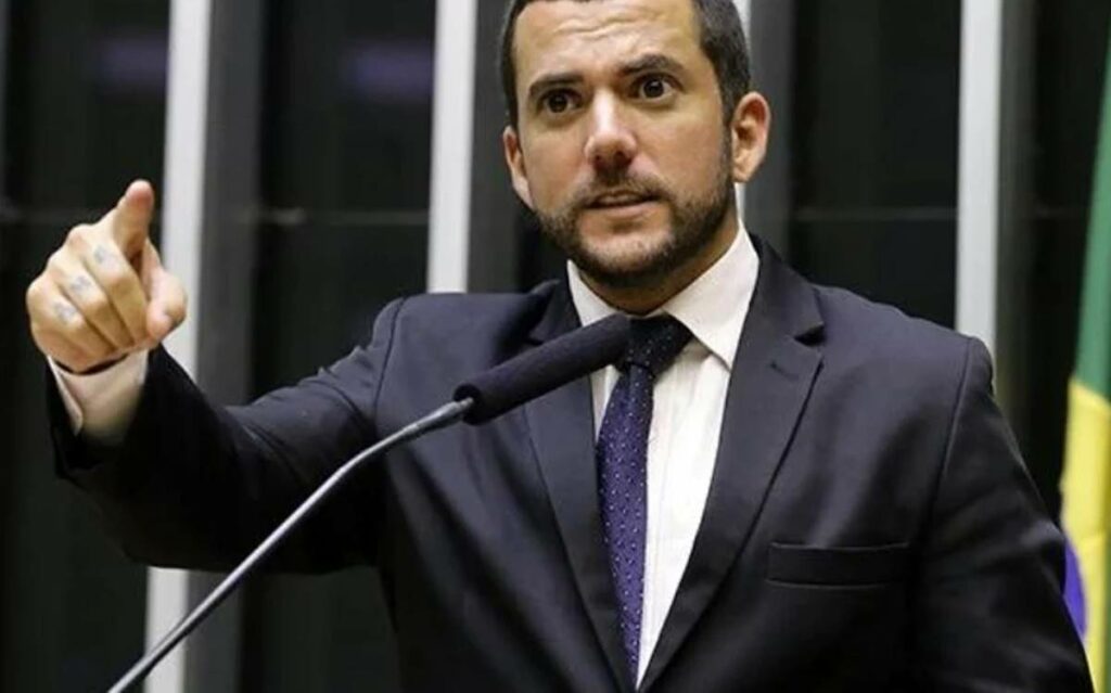 politica-18-01-Camara-dos-Deputados-RJ-1