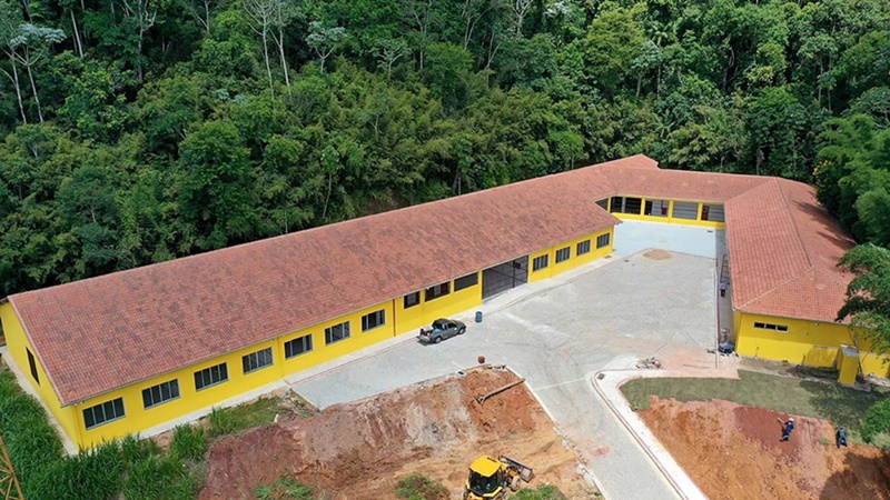Volta-as-aulas-tem-inauguracao-de-escola-municipal-e-presenca-do-governador-em-Marechal-Floriano