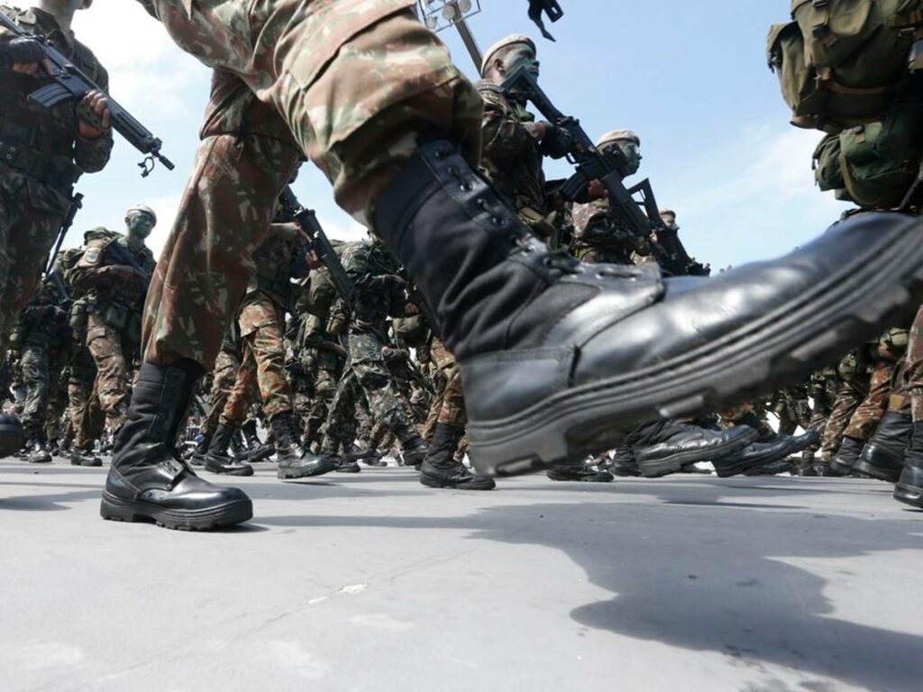 policia-07-03-Paulo-Pinto-Agencia-Brasil-militares