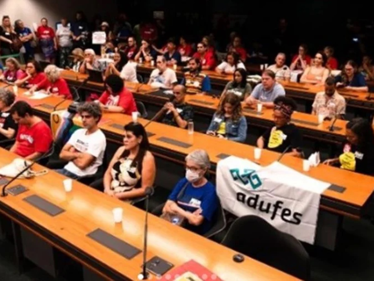 Greve nas universidades federais ganha força e está prestes a completar um mês