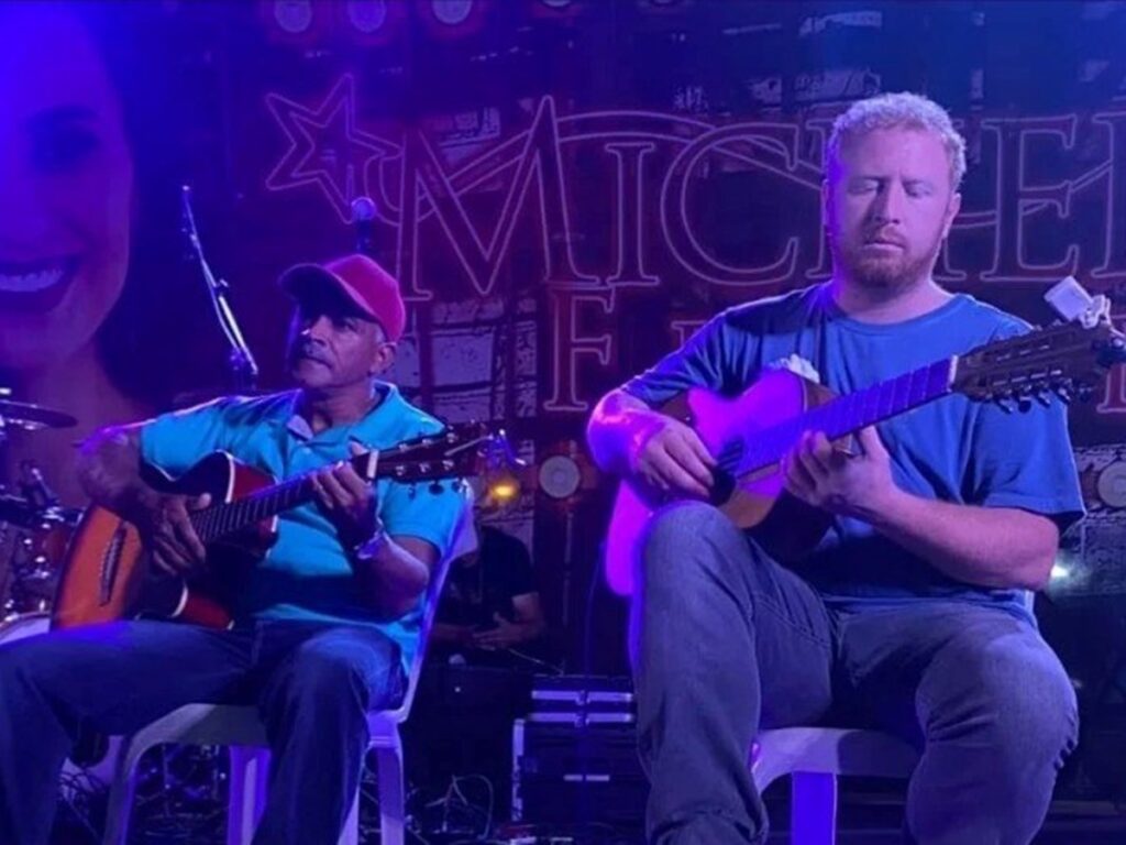 cultura-07-06-ft-gov-es-moda-de-viola