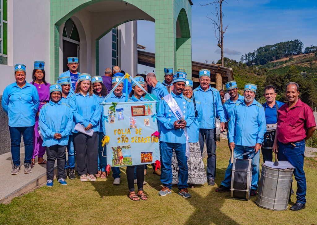 cultura-05-07-ft-VictorHugo-Amorim-Folia-Reis-Vargem-Alta