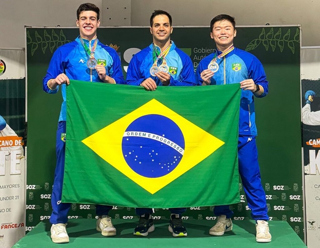 esportes-01-07-ft-gov-es-equipe-capixaba-karate