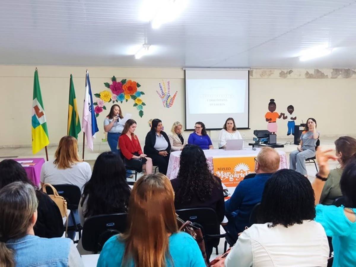 geral 16-08 - ft div - gov es - seminario violencia mulher geral 16-08 - ft div - gov es - seminario violencia mulher