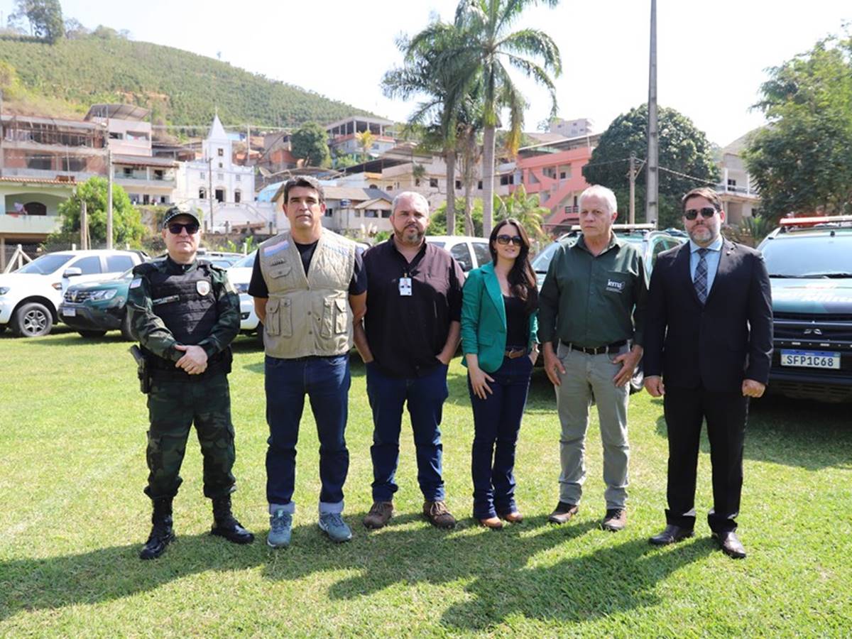geral 10-09 - ft MPES geral 10-09 - ft MPES