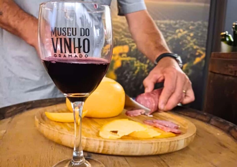 vinho de gramado vinho de gramado