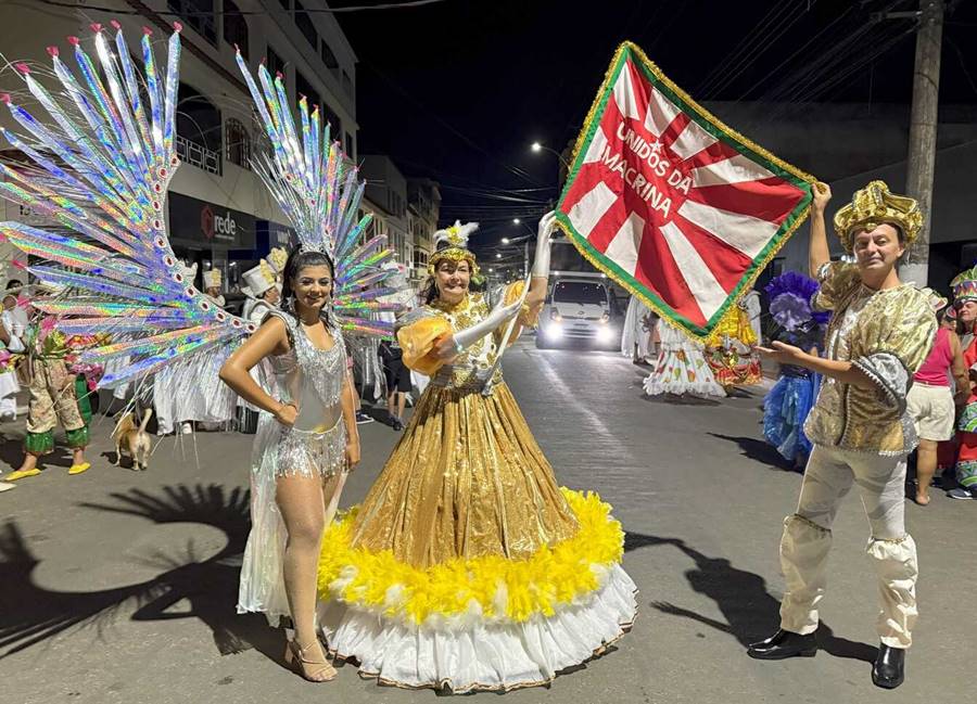 {DBC05C2B-7A48-35DD-B6A6-A75BE3AE0E3A}