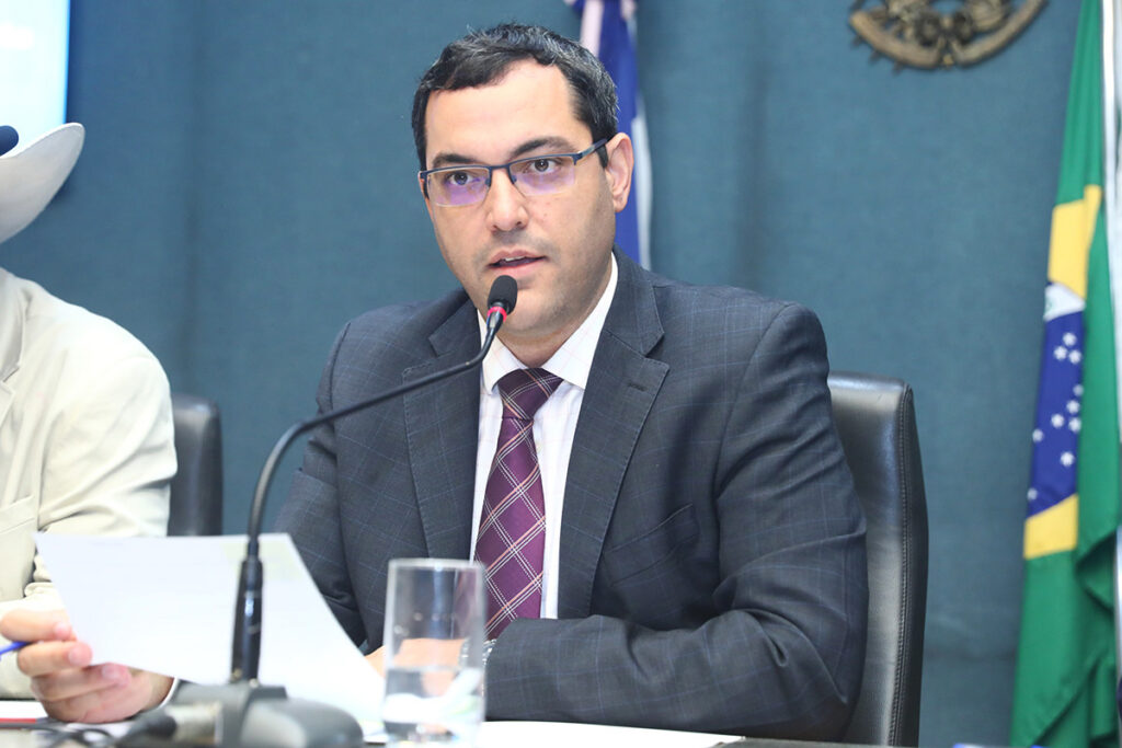 corpo_48287_DrBrunoResendeEllenCampanharo