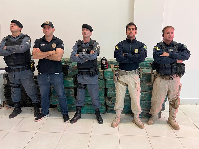 capa carreta com drogas