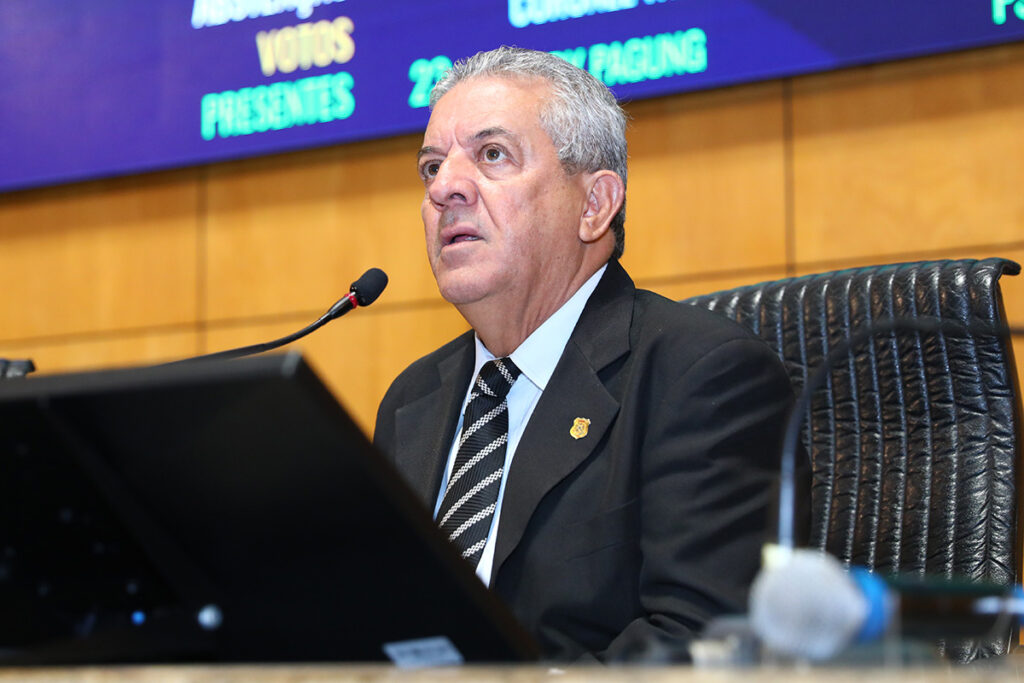 capa_48492_544523188513ee867583ao