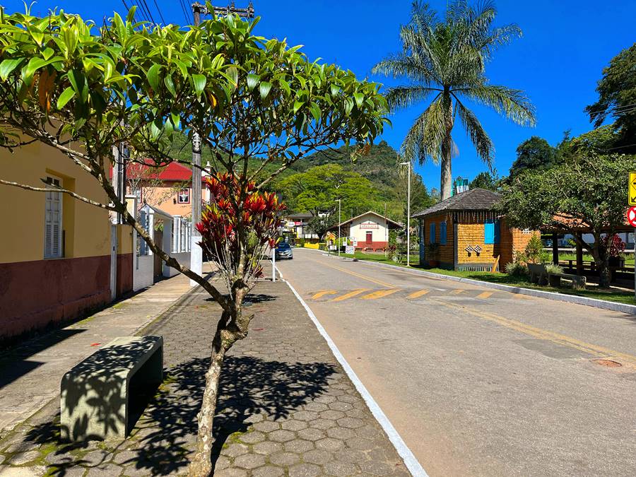 Araguaya rua e casa do Nonno - Isadora Boldrini