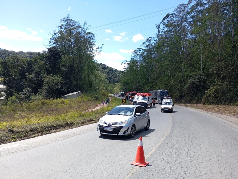 acidente de caminhãp