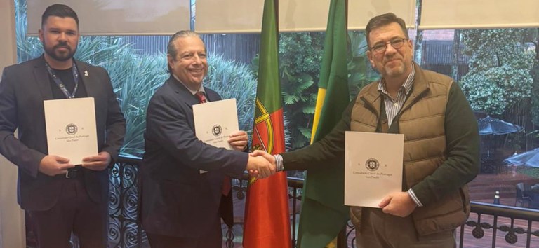 7c887357-c12d-418f-b094-16c3496b34e6