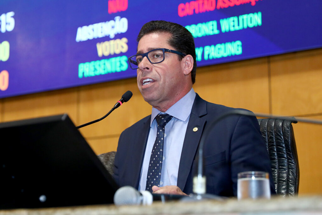 corpo_49637_MarceloSantosKamylaPassos