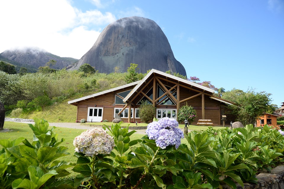 Pedra-Azul-Divulgacao_Setur