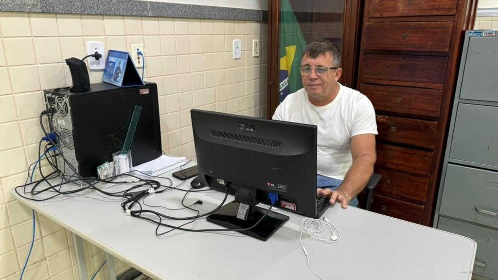 {CC4AEDA0-AB83-7DD6-57D1-4EC0105C2045}