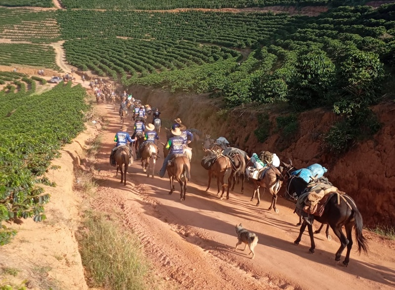 comitiva mouraes no estradao