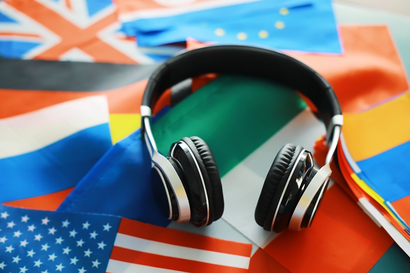 Learning foreign languages. Audiobooks a foreign language. Language classes. Listening.