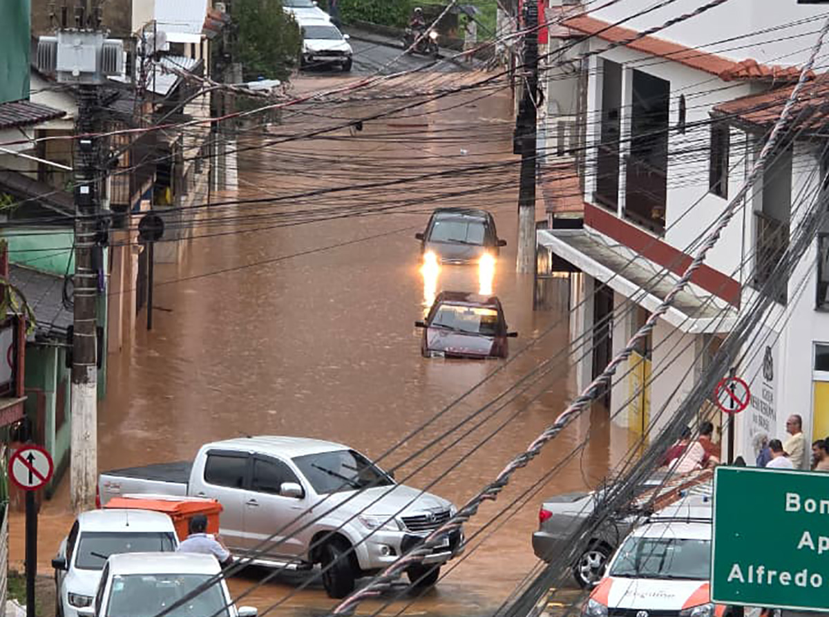 Ruas alagadas em MF - Rosilene Haese
