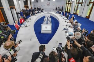 Lula defende regulação das plataformas digitais e governança global da inteligência artificial durante cúpula do G7