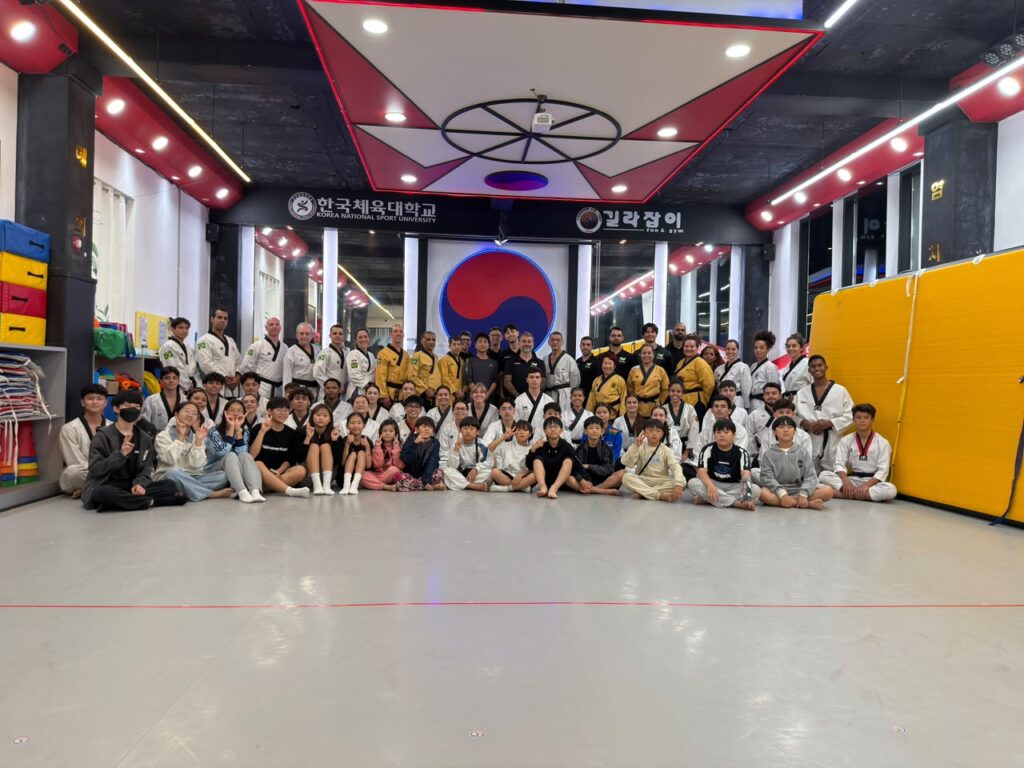 2 Delegação Brasileira de Taekwondo - crédito Divulgação