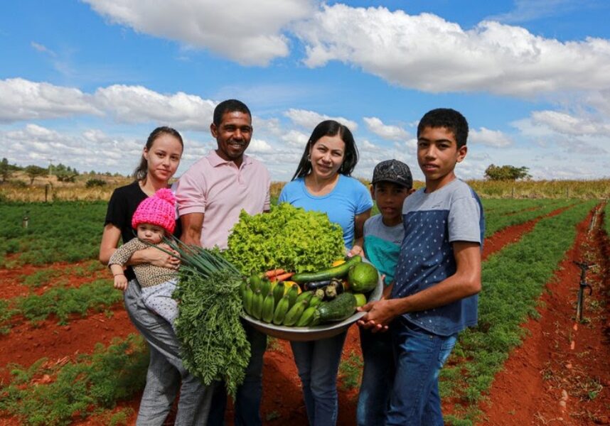 Agricultura-familiar-Foto-Albino-Oliveira-Ascom-MDA