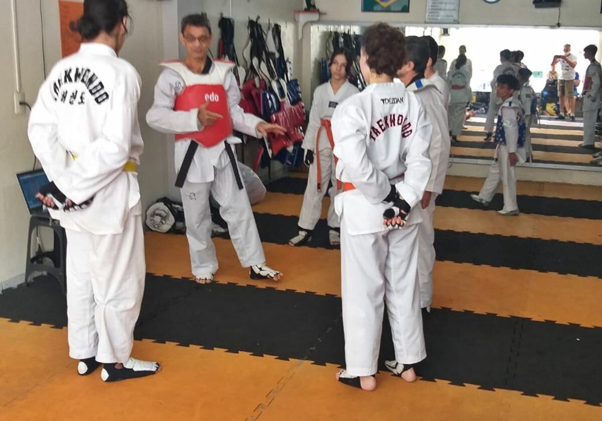 Atletas-de-taekwondo-de-Marechal-Floriano-e-Domingos-Martins-treinam-juntos-para-competicoes-1