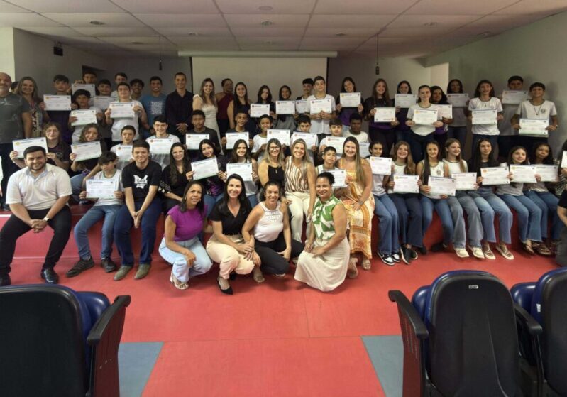 {DB3AE3B3-AC82-ECBD-AA05-276DDBAA61E6}