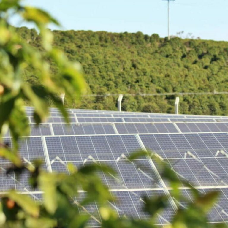 Energia-solar-ultrapassa-17-gigawatts-e-mais-de-R-90-bilhoes-em-investimentos-no-Brasil