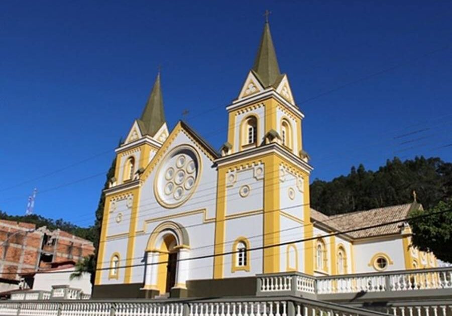 Festa_tradicional_de_Santa_Isabel_no_distrito_de_Domingos_Martins-768x576