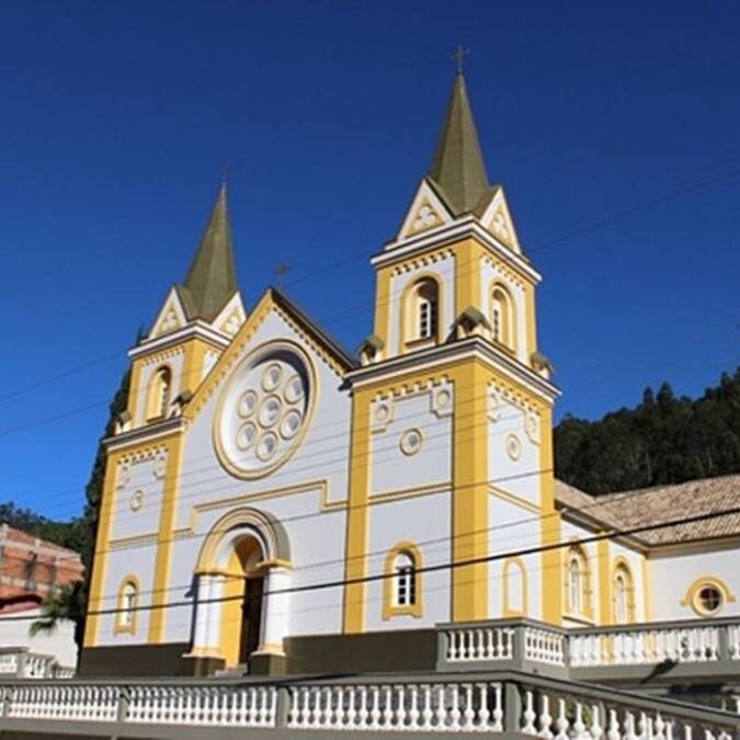 Festa_tradicional_de_Santa_Isabel_no_distrito_de_Domingos_Martins-768x576