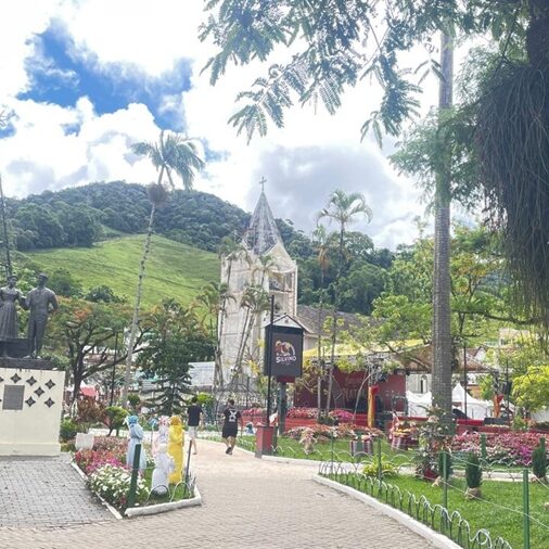 PRAÇA DE D.M- SUZANA