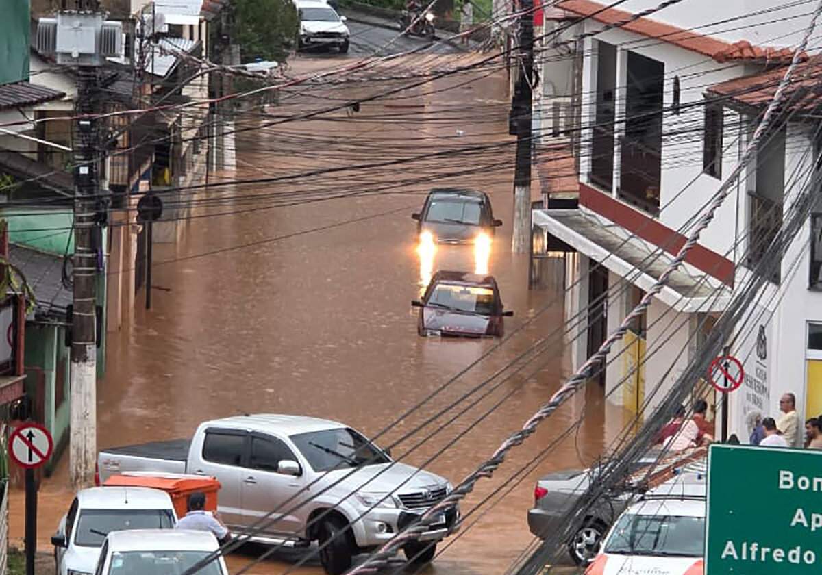 Ruas alagadas em MF - Rosilene Haese