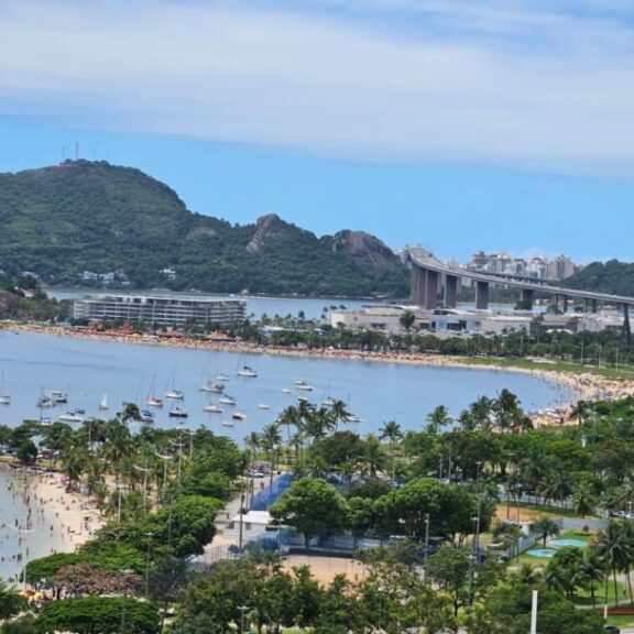 Vitoria-praia-Espirito-Santo-Julio-Huber